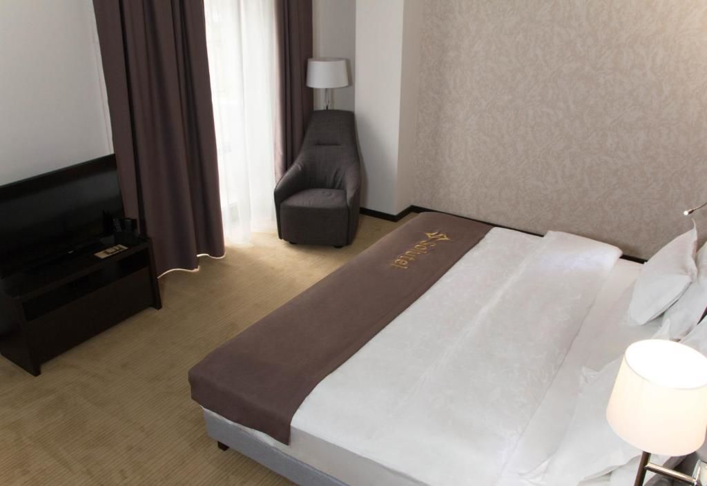 Отель Solutel Hotel Бишкек
